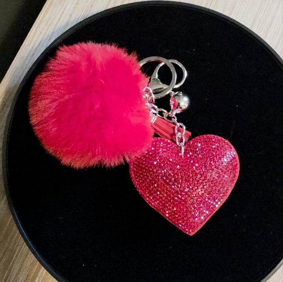 Red Heart Keychain with Pom Pom - Picture 2 of 3